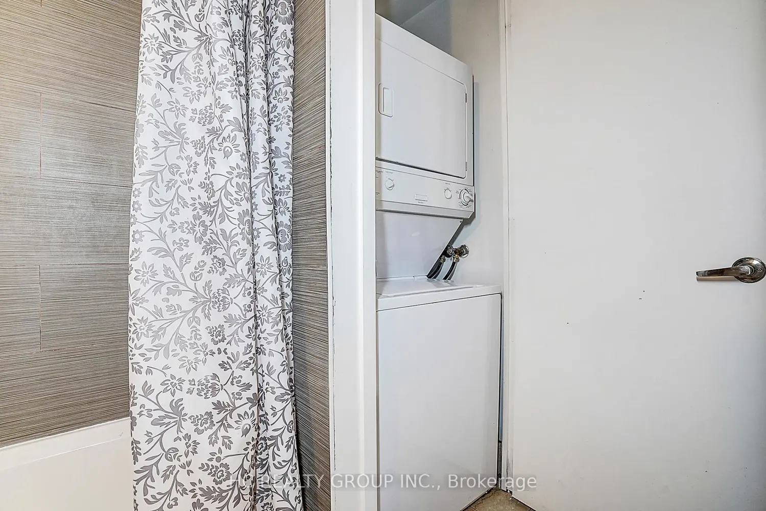 Additional image 13 of 85 Bloor Street 412