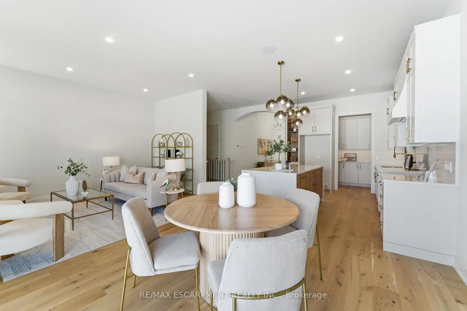 Additional image 5 of 15 Oakley Drive