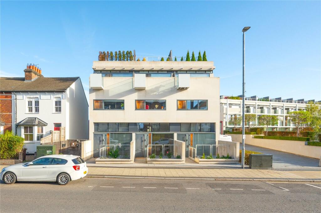 London Road, St. Albans, Hertfordshire