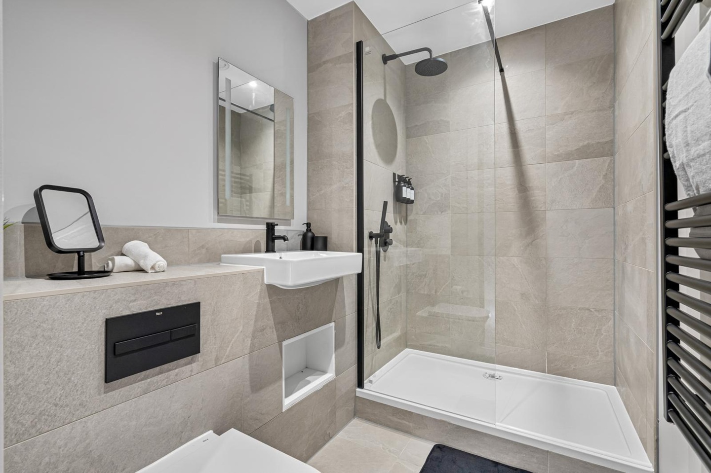 Additional image 21 of 2 Bed Flat, Pressworks, B3, N1 7GU