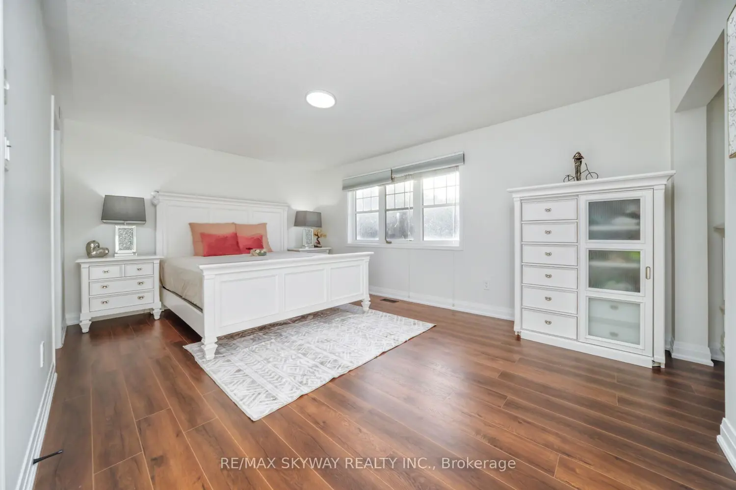 Additional image 9 of 90 Aylesbury Drive