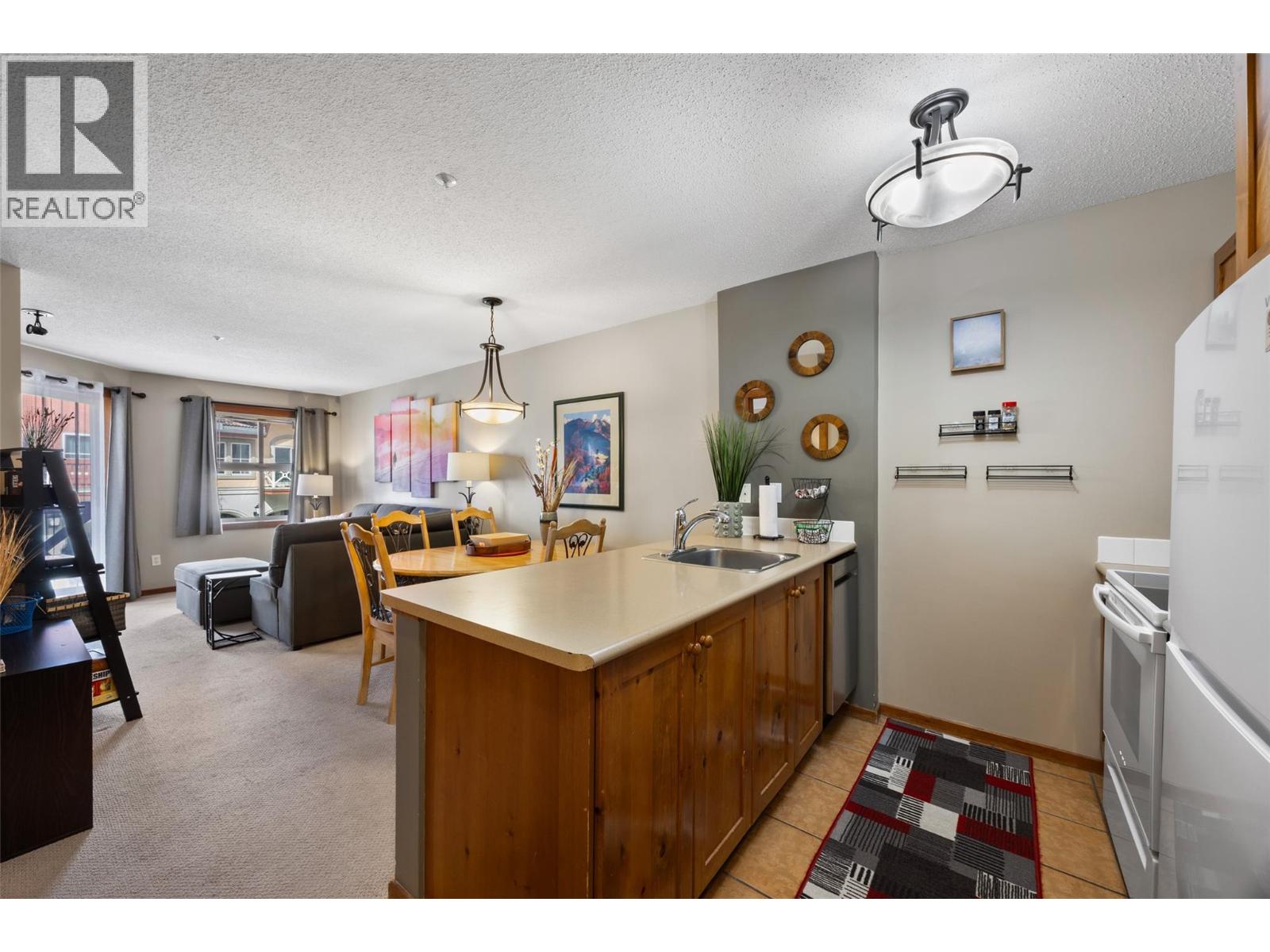 Additional image 3 of 215-3190 Creekside Way, Kamloops, BC, V0E5N0