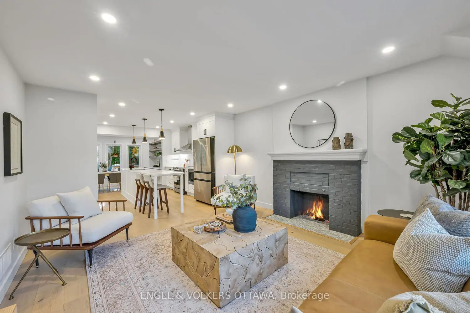 22 Harvard Avenue photo 4