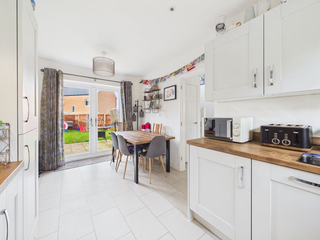 Additional image 7 of 3 bed semi-detached house for saleNewbury Street, Towcester NN12
