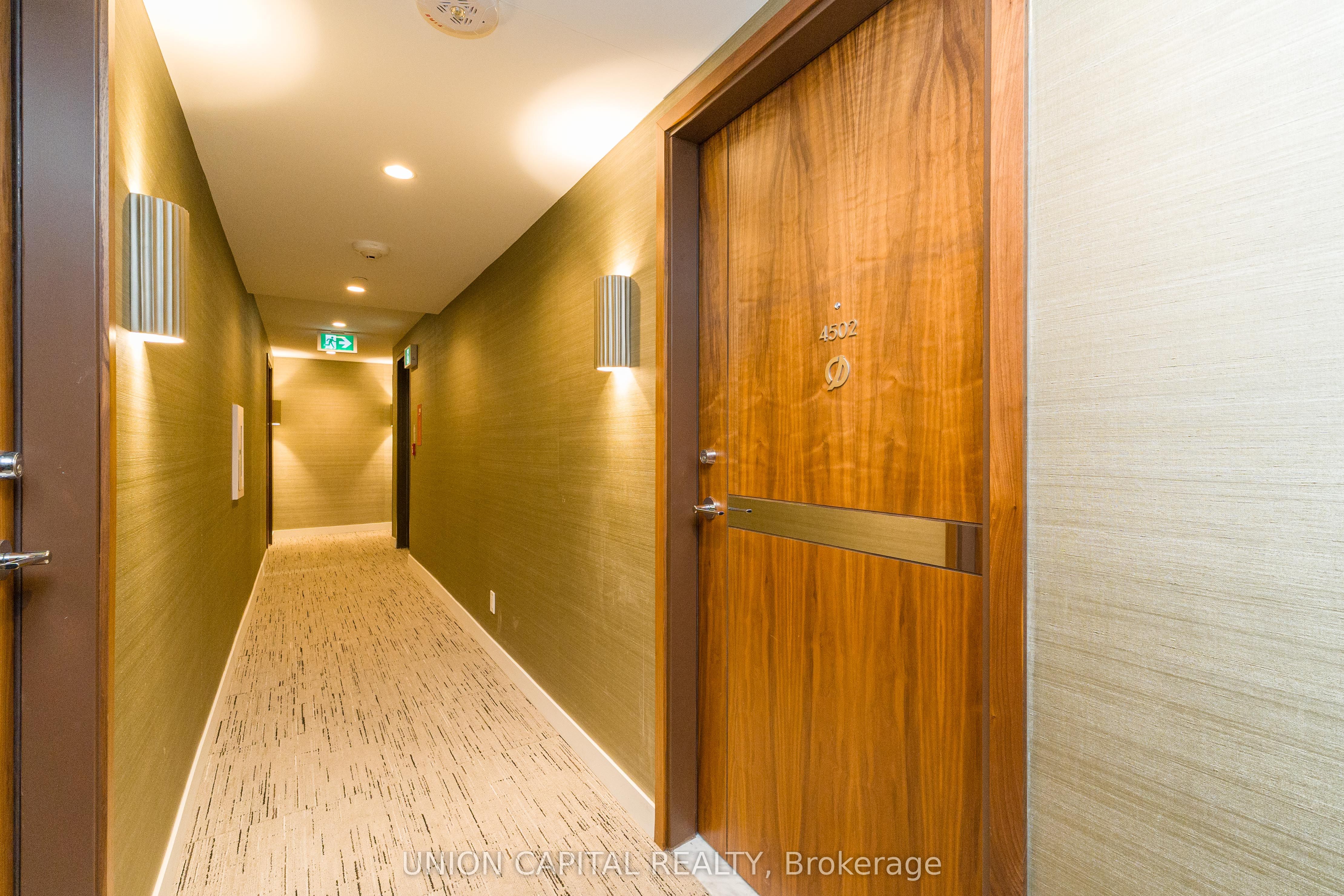 Additional image 6 of 4502-38 Widmer Street, Toronto, ON, M5V 0P7