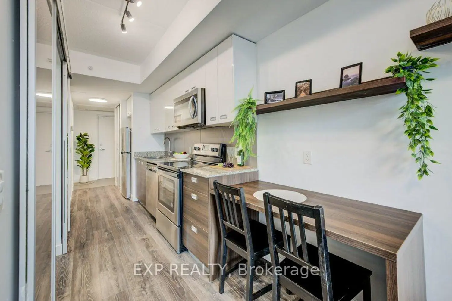 Additional image 7 of 250 Albert Street 718