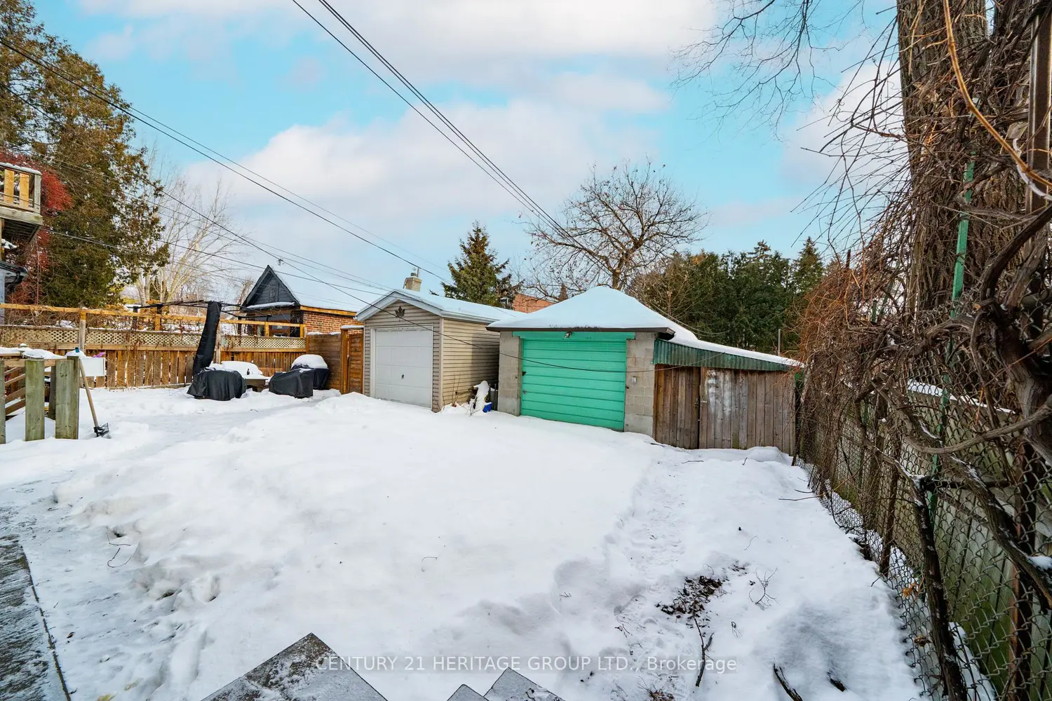 Additional image 17 of 215 Keele Street