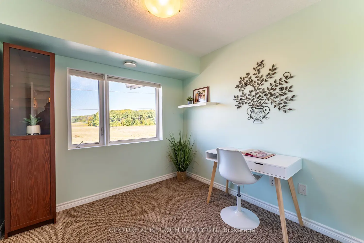 Additional image 7 of 67 Kingsbury Square 403