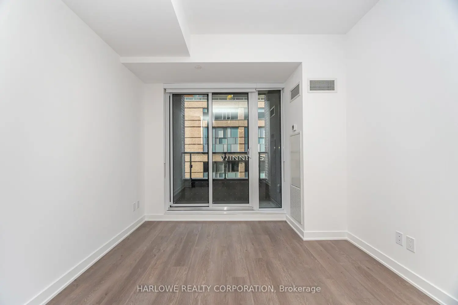 Additional image 10 of 543 Richmond Street 406