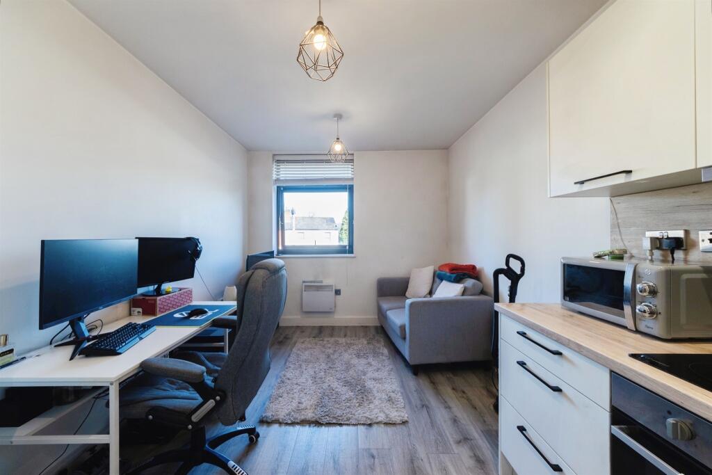 Additional image 8 of Wagon Lane, Birmingham