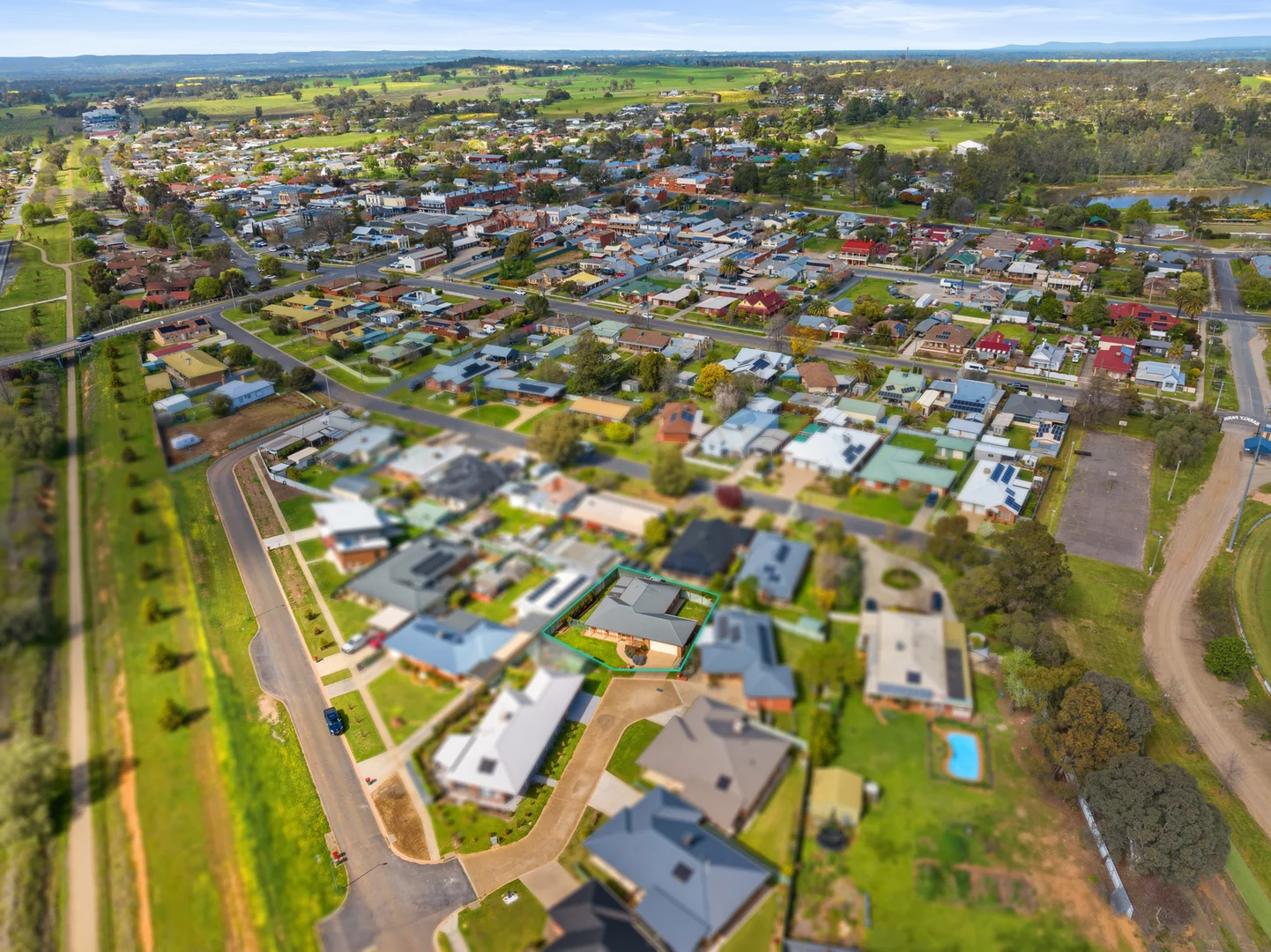 Additional image 23 of 1 Carlyle Court, Rutherglen VIC 3685