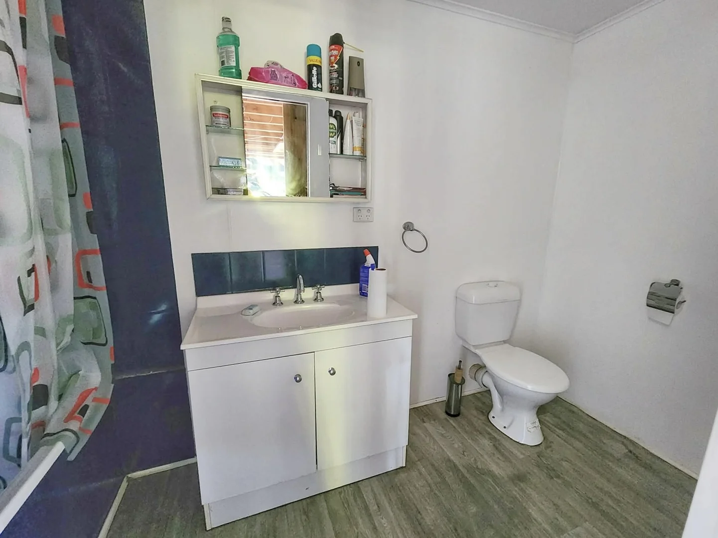 Additional image 17 of 34 MACKAY Street, Moranbah QLD 4744