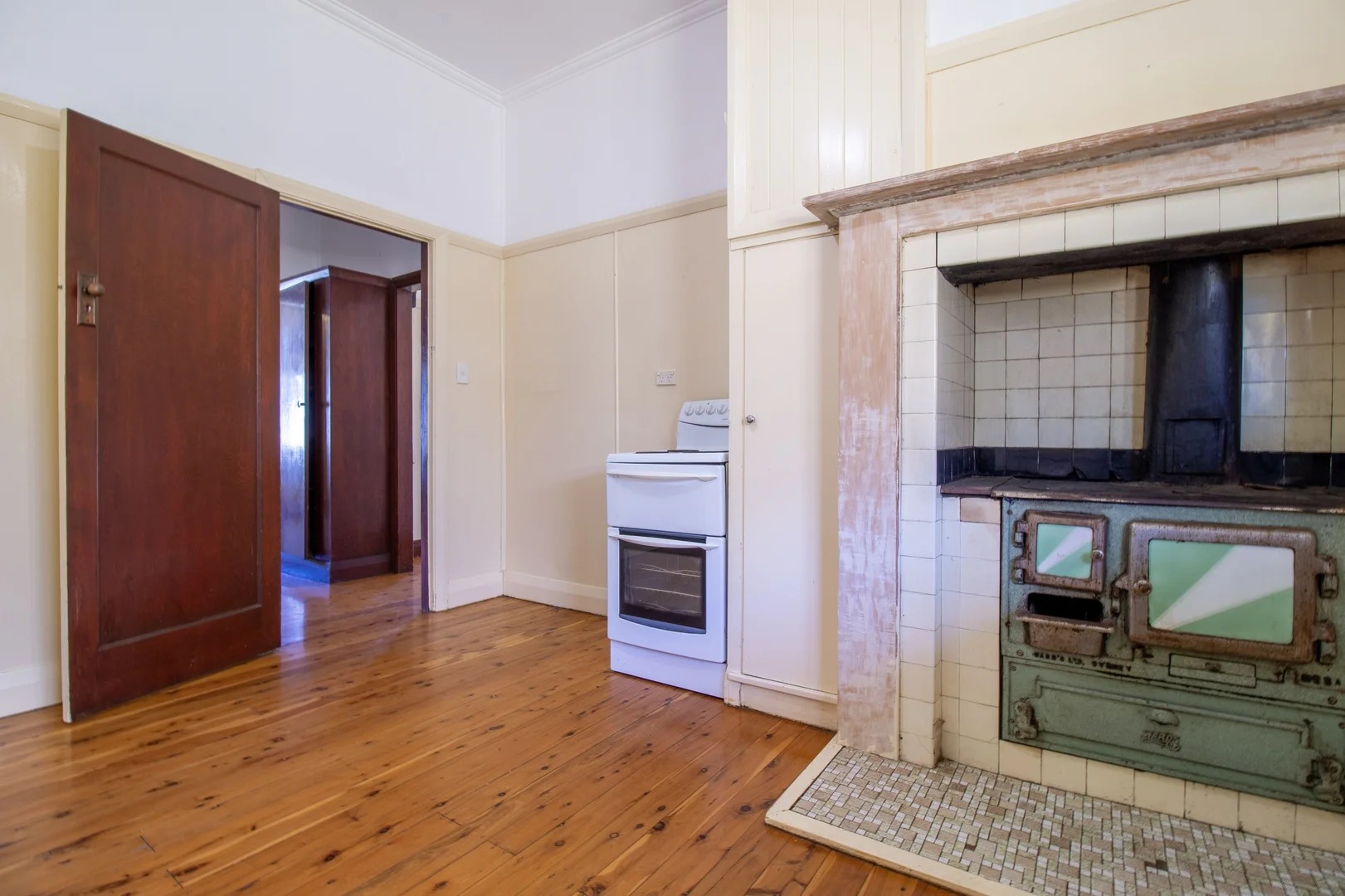 Additional image 13 of 12 Oxford Street, Forbes NSW 2871