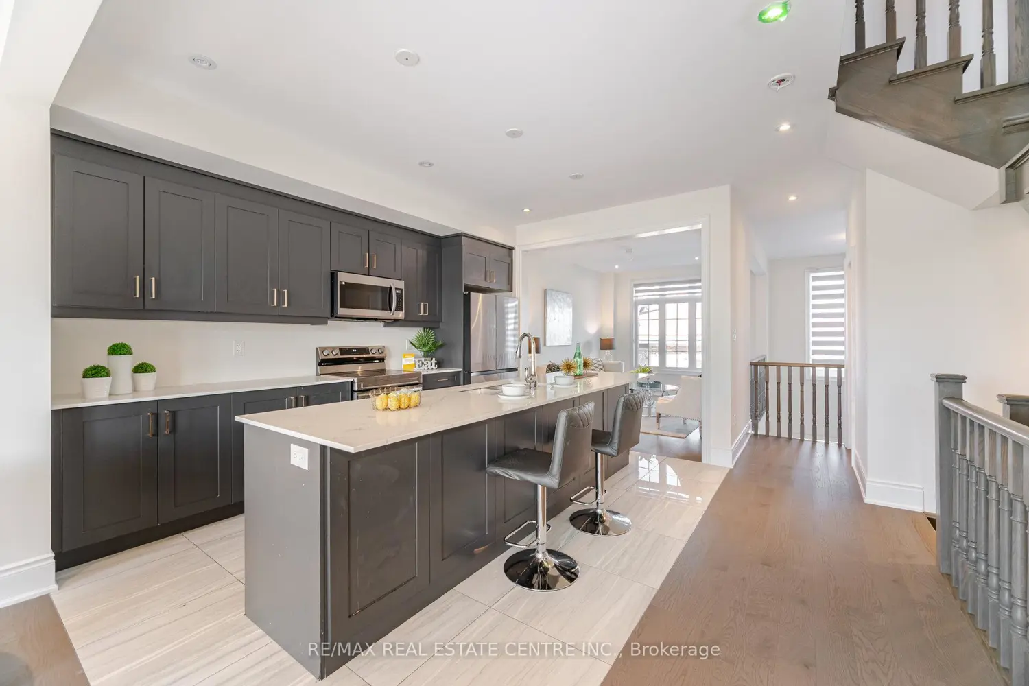 Additional image 7 of 20 Foxsparrow Road