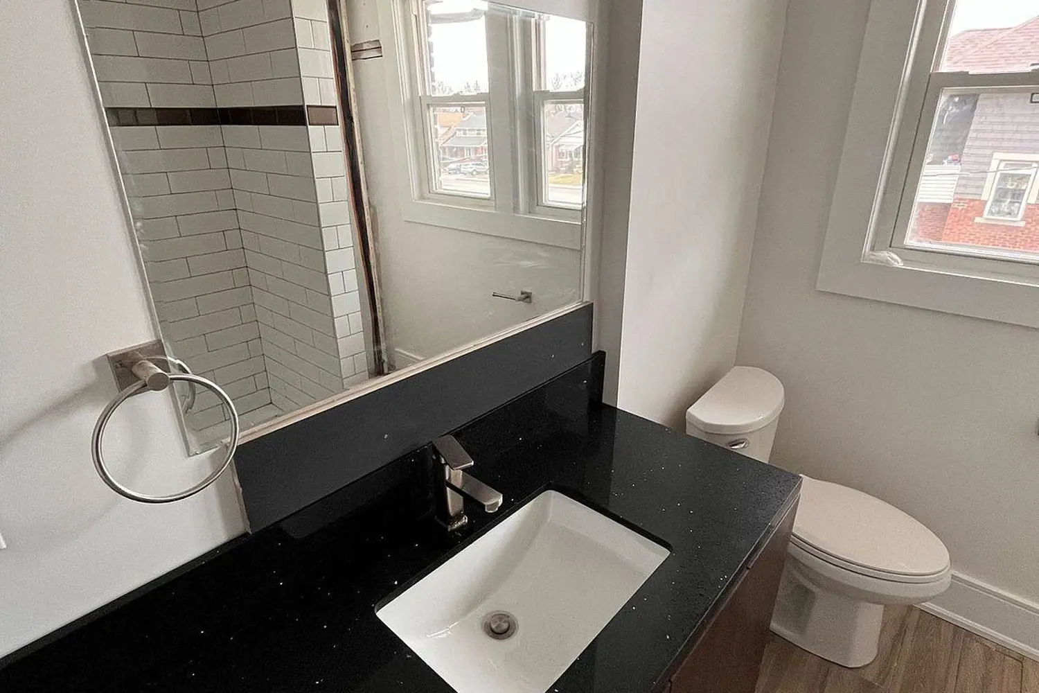 Additional image 13 of 1575 Ouellette Avenue