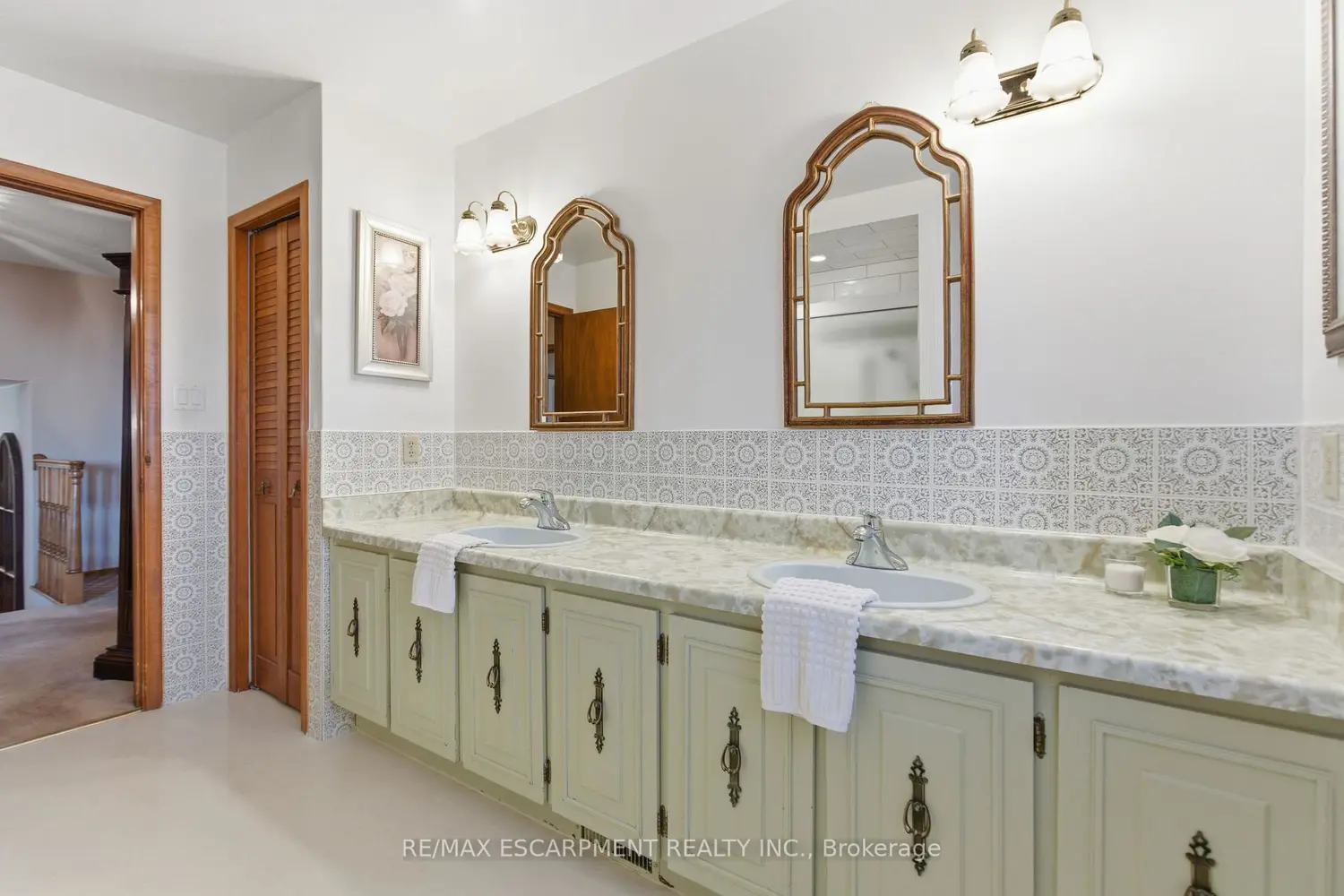 Additional image 10 of 1235 Barton Street