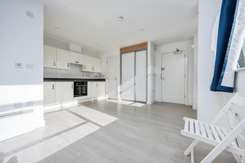 Additional image 6 of Newsom Place, Hatfield Road, St. Albans