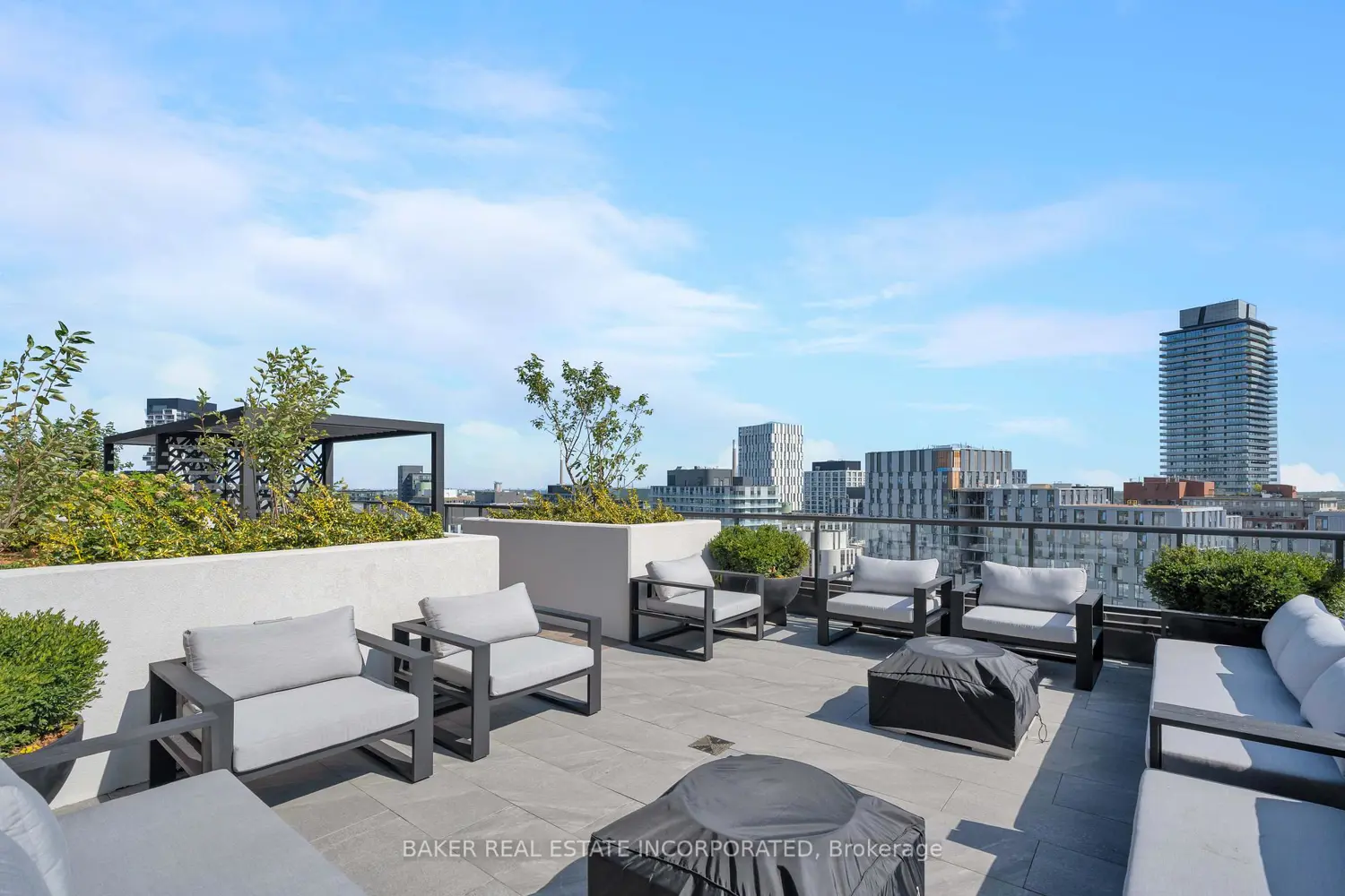 Additional image 20 of 28 Eastern Avenue 705