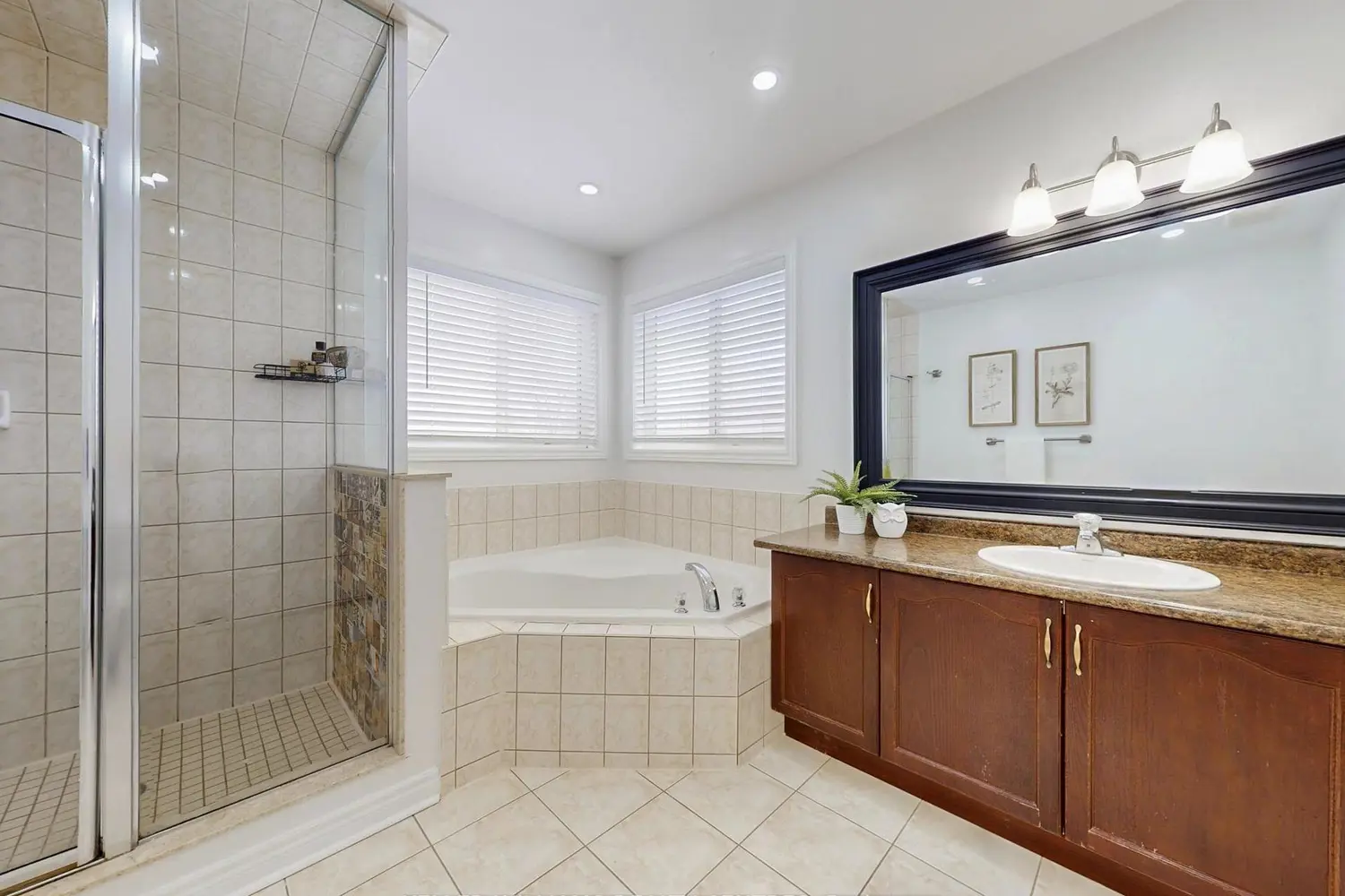 Additional image 8 of 19 Thrushwood Drive