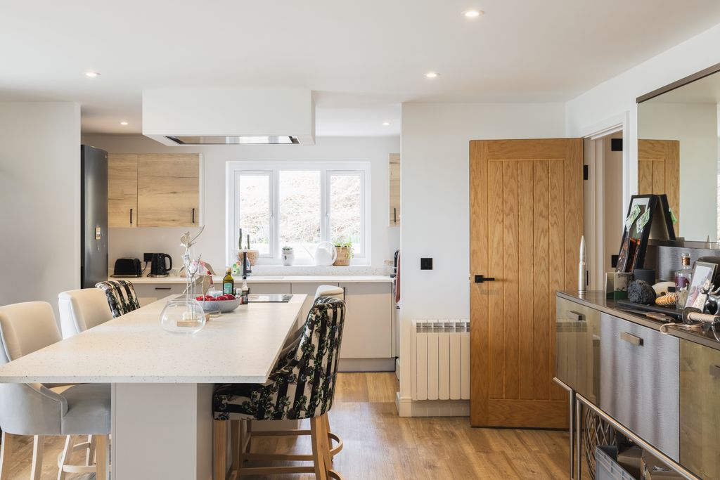 Additional image 4 of 3 bed flat for saleLa Route De La Pulente, St. Brelade, Jersey JE3