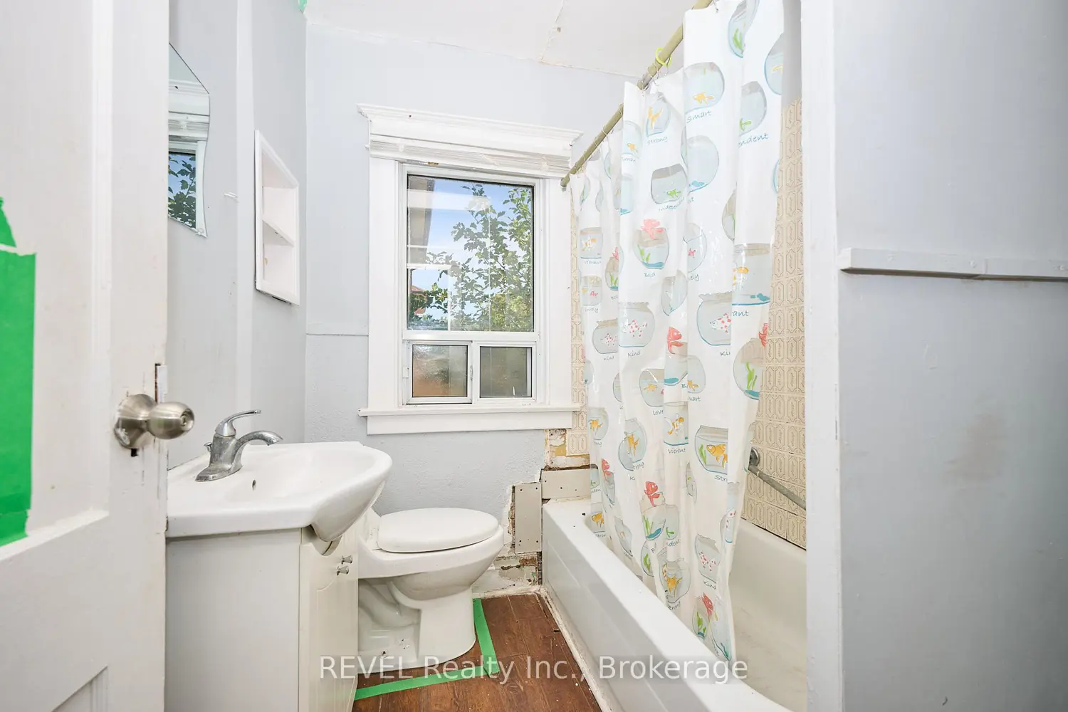 Additional image 7 of 5806 Prince Edward Avenue