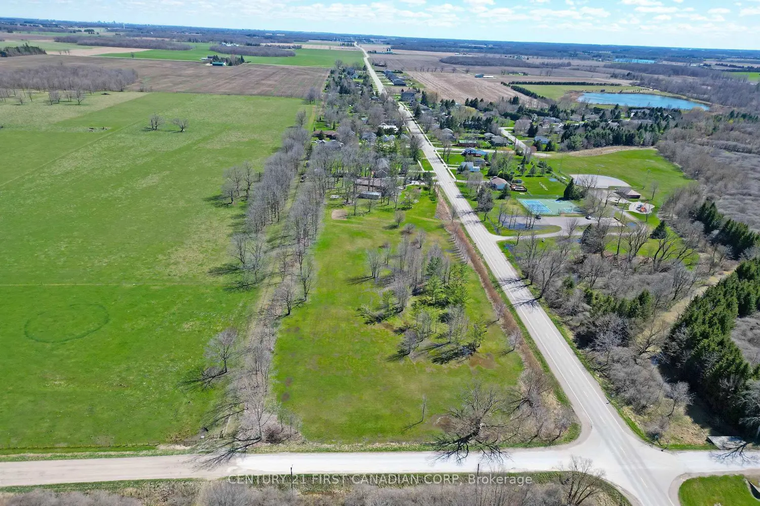 Additional image 4 of 23992 Denfield Road