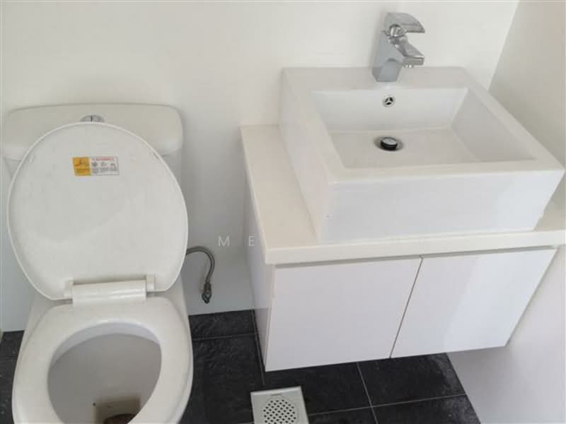 Additional image 7 of 12 Adis Road