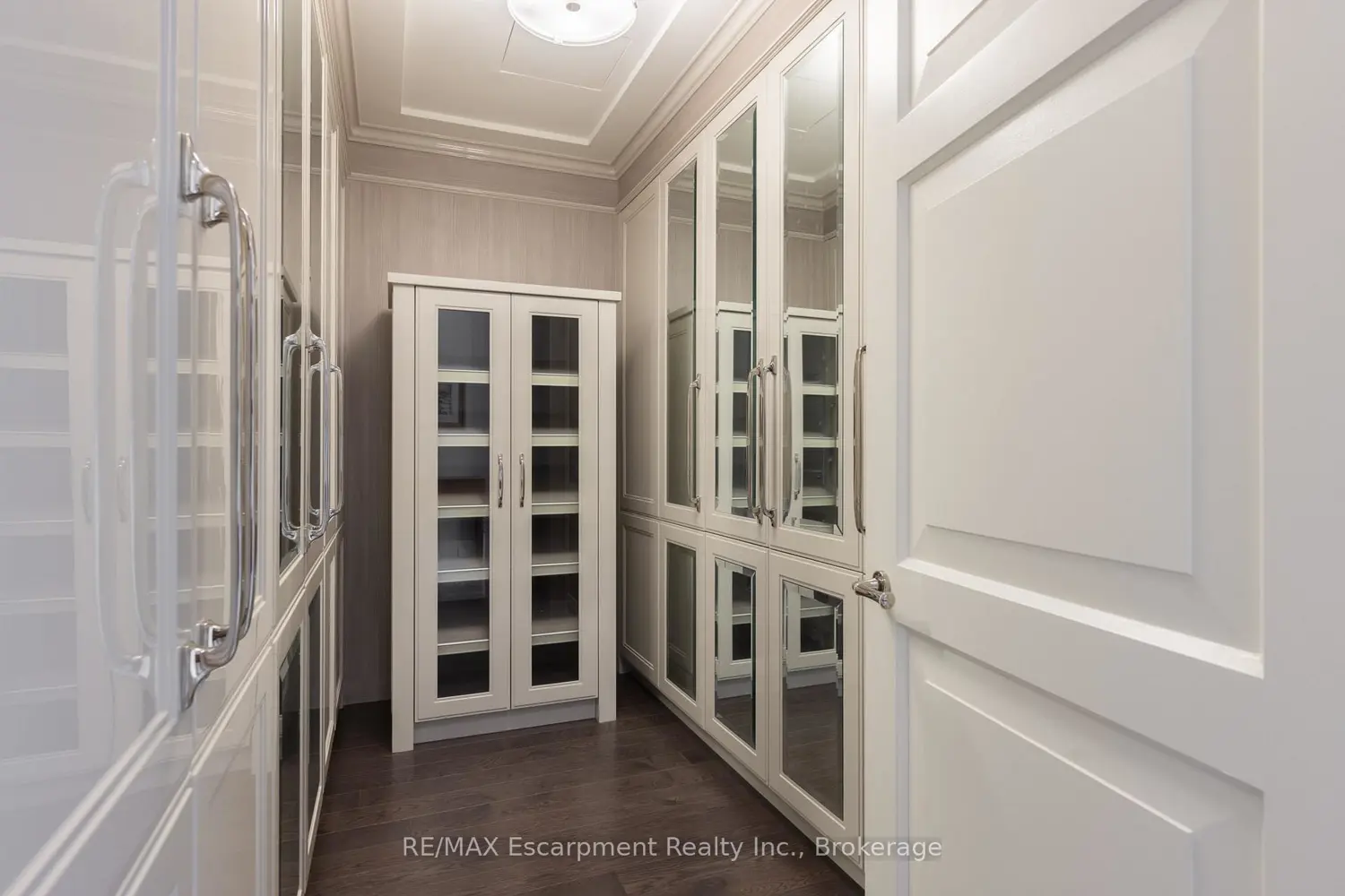 Additional image 10 of 300 Randall Street 209