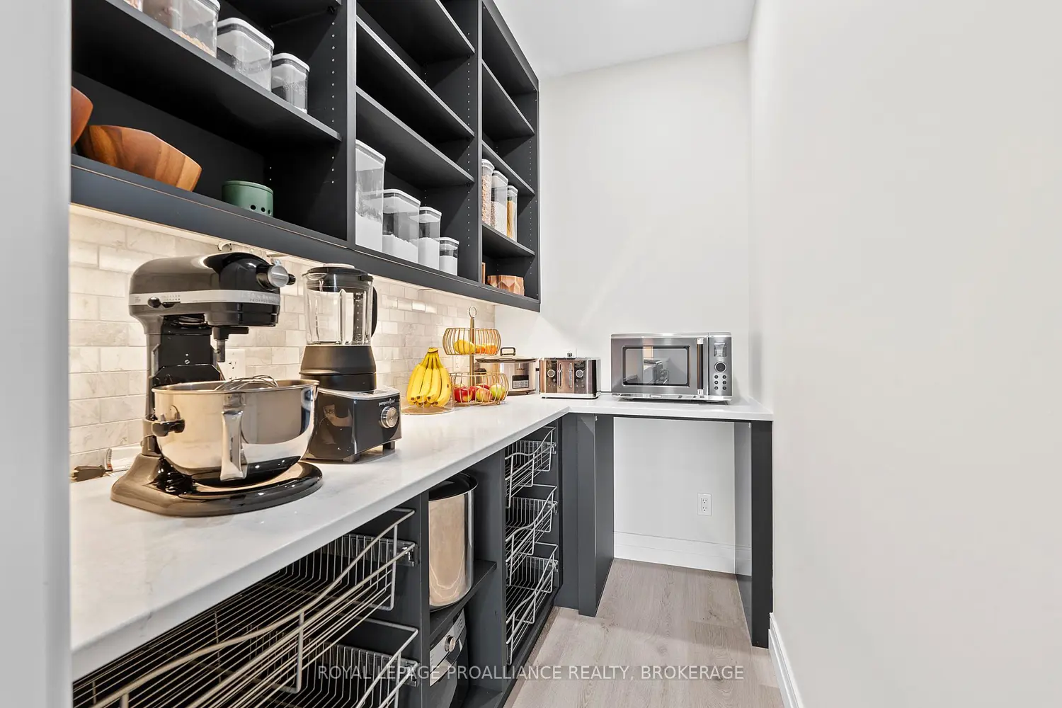 Additional image 7 of 832 Windermere Drive