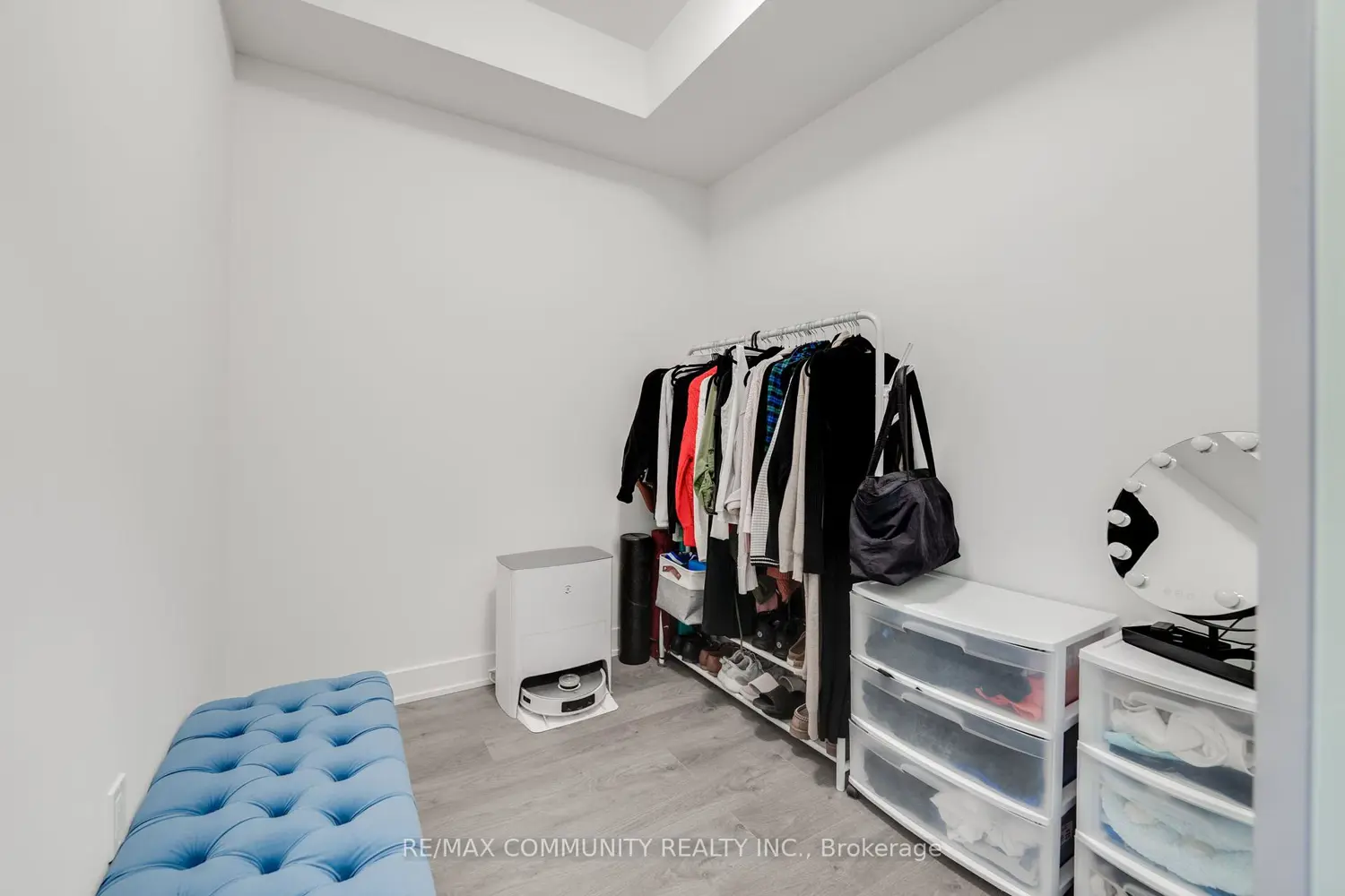 Additional image 9 of 2333 Khalsa Gate 708