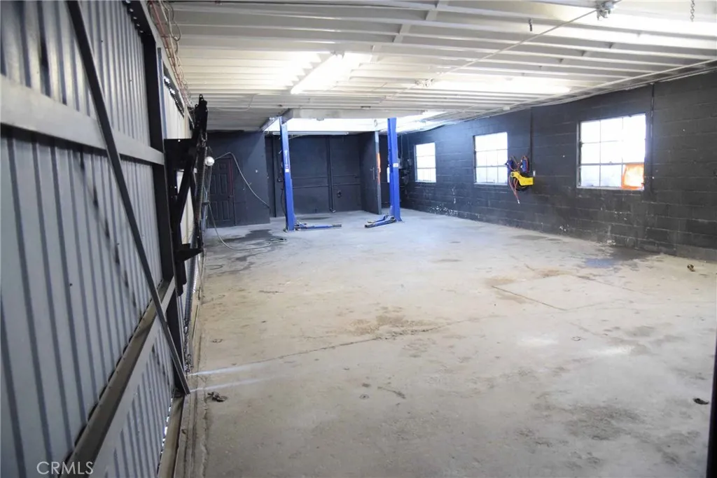 Additional image 17 of 328 W Foothill Blvd, Monrovia, CA 91016