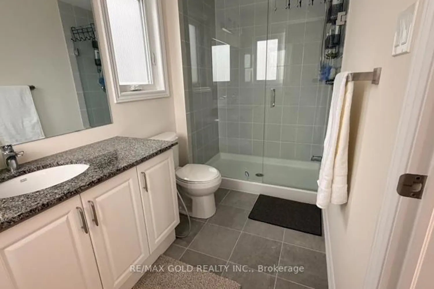 Additional image 16 of 86 Molozzi Street