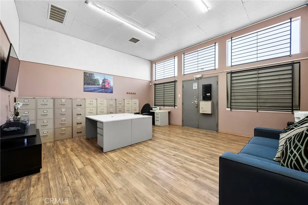 Additional image 70 of 1033 W 3rd Street, San Bernardino, CA 92410