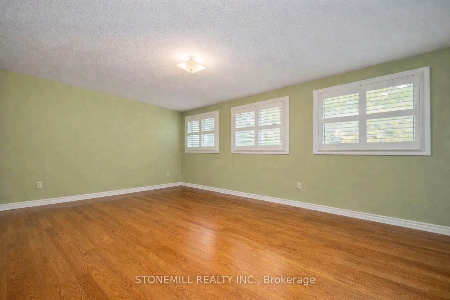 Additional image 13 of 24 Soho Crescent