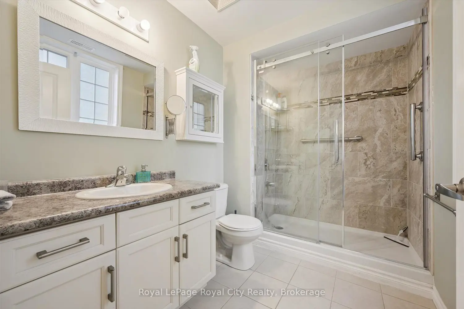 Additional image 12 of 1077 Gordon Street 228