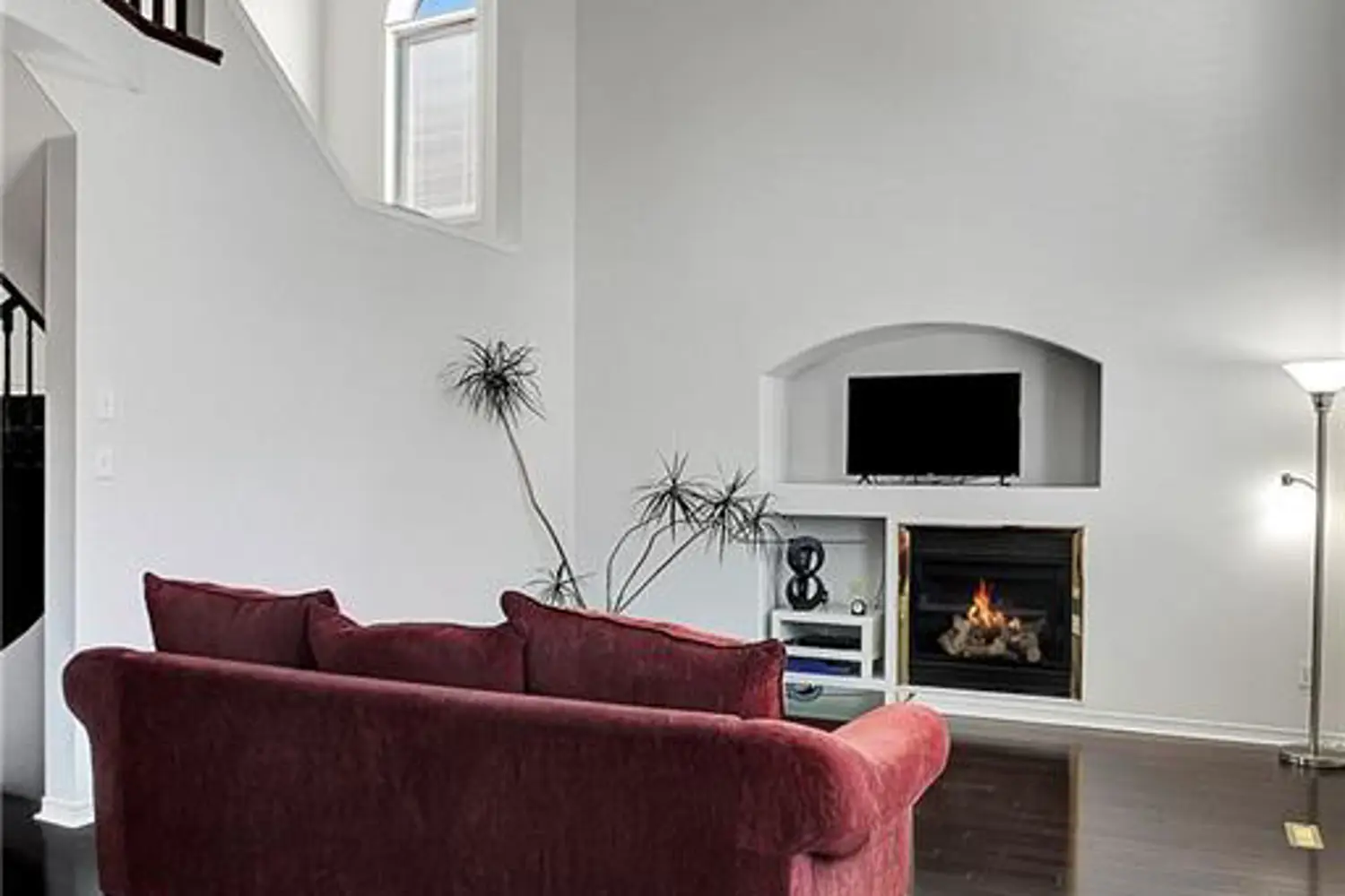 Additional image 2 of 320 Robert Ferrie Drive