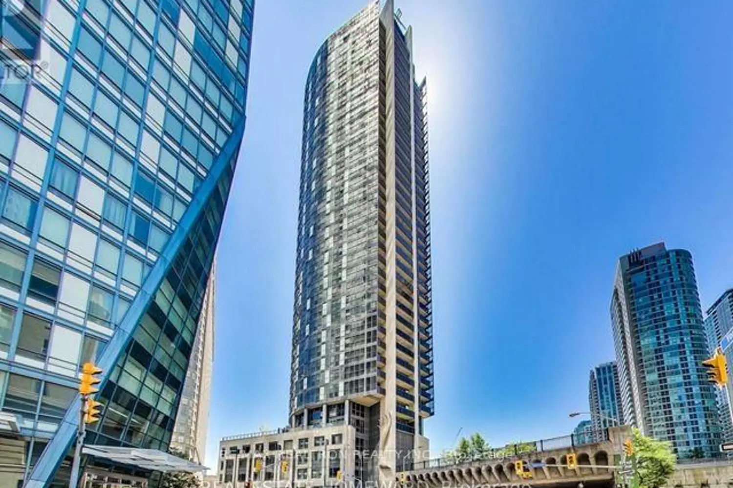 1 The Esplanade Drive 1206