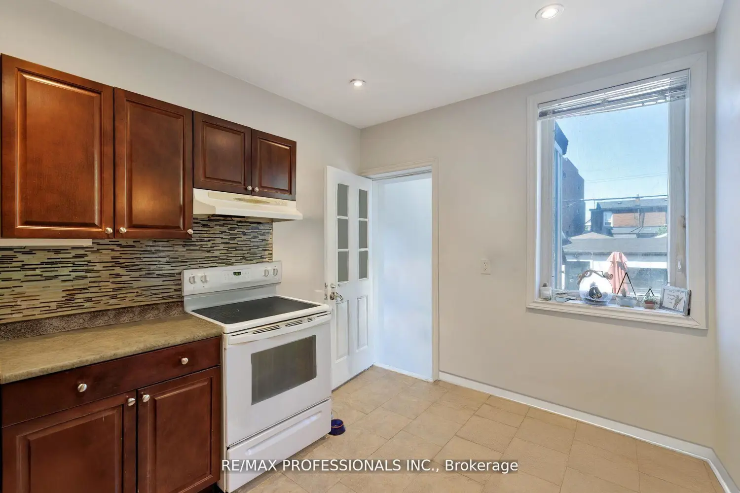 Additional image 2 of 176 Symington Avenue