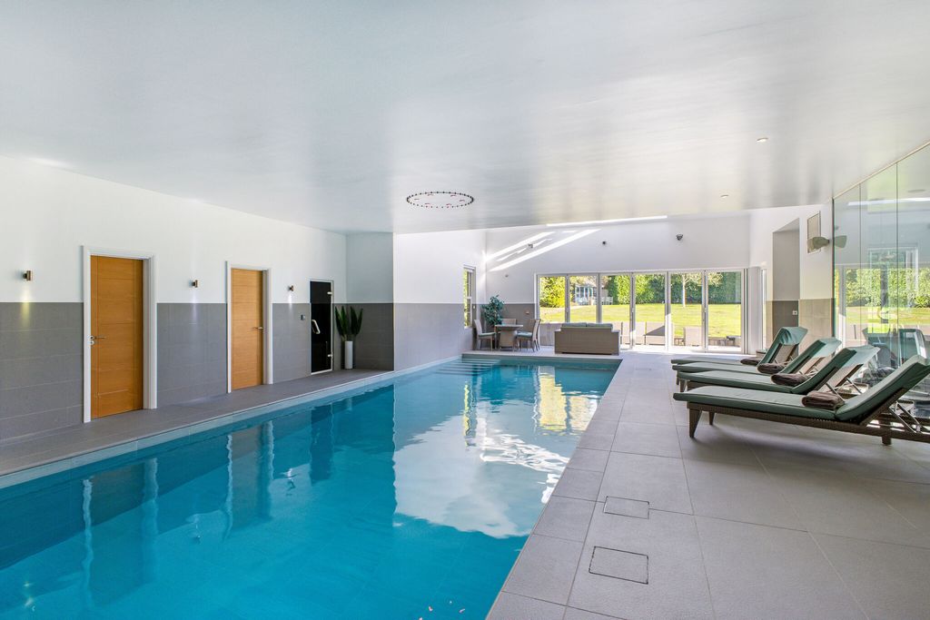 Additional image 13 of 8 bed detached house for saleOakfield Road, Harpenden AL5