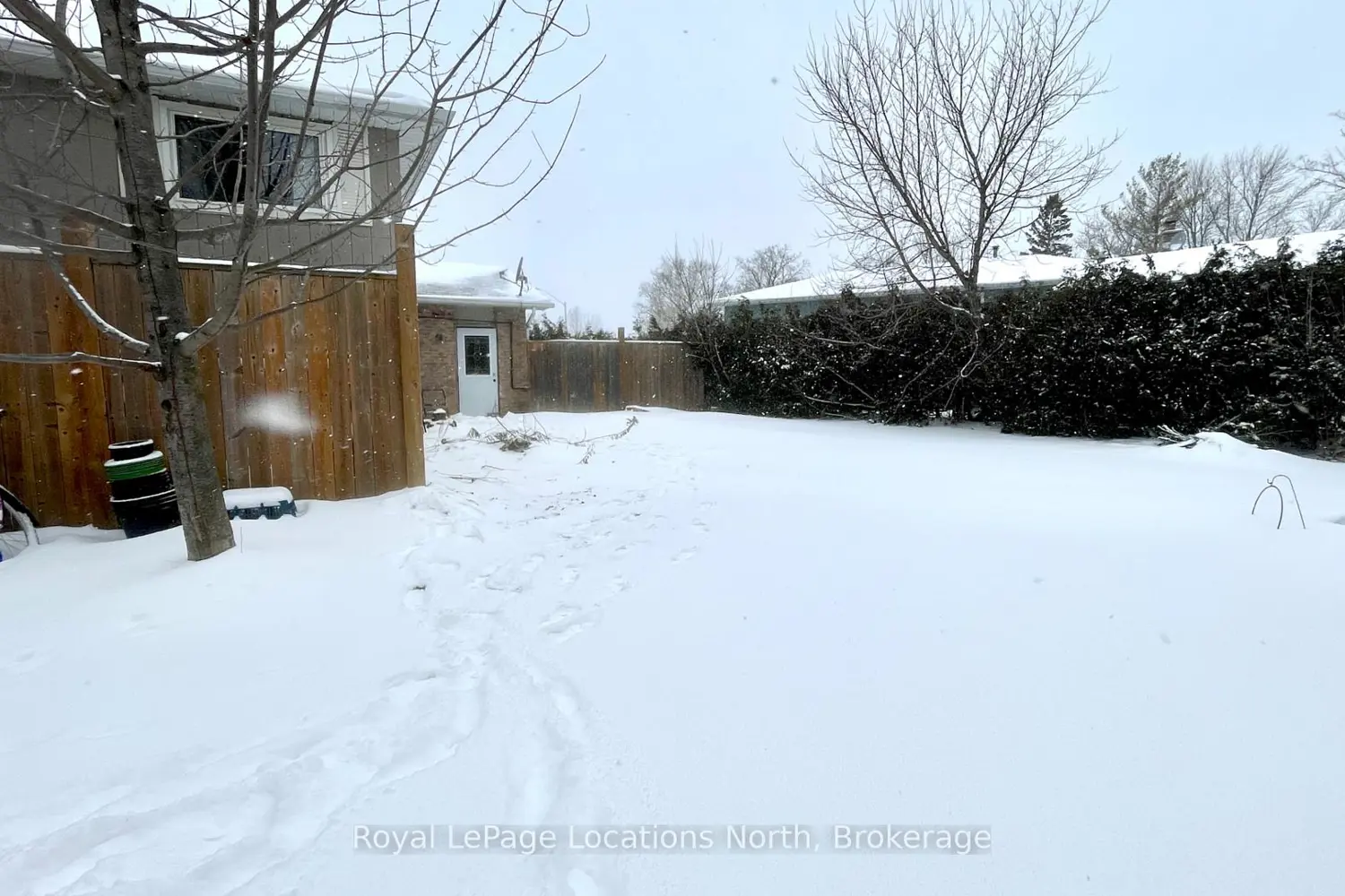 Additional image 6 of 32 Courtice Crescent