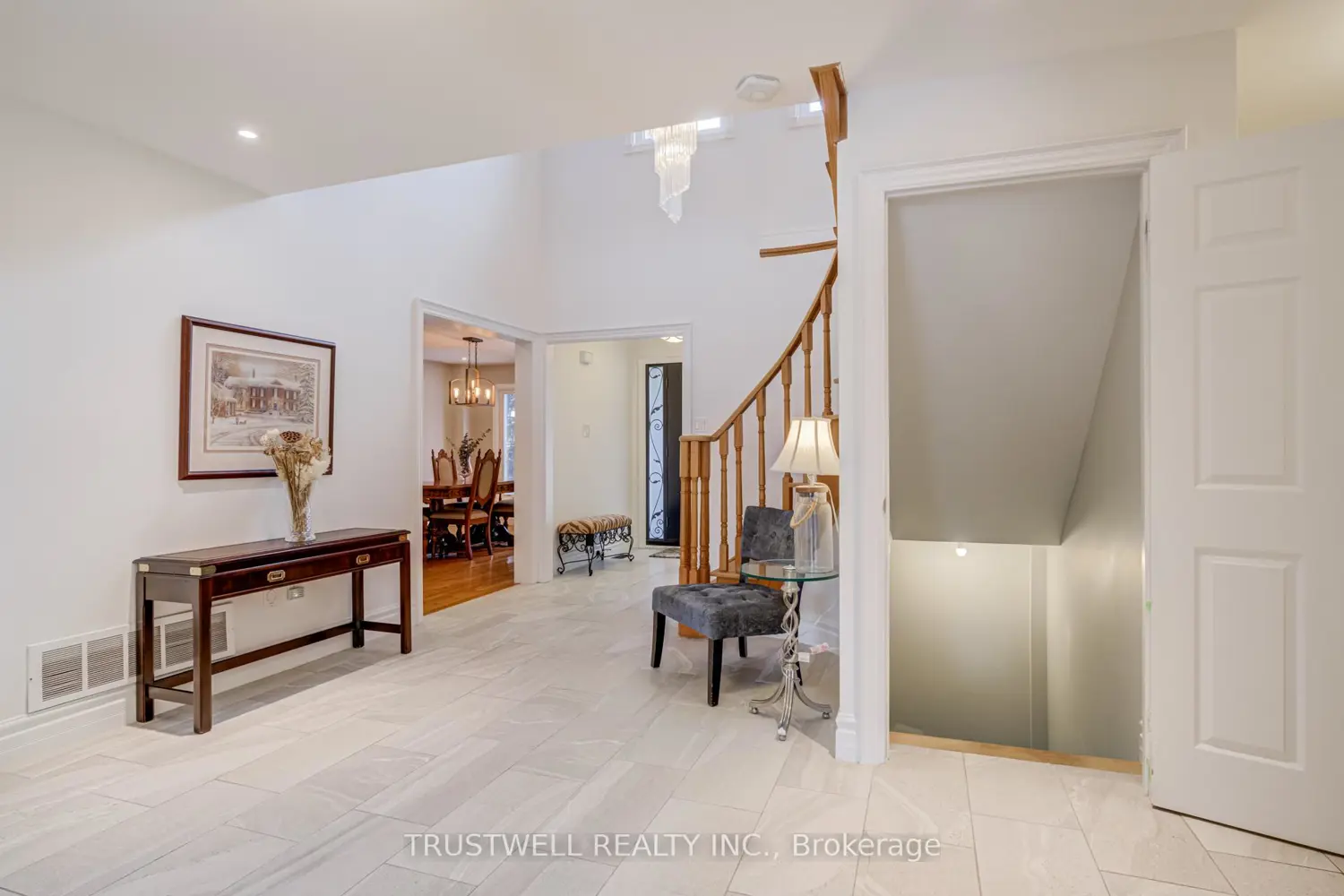 Additional image 16 of 82 Long Island Crescent