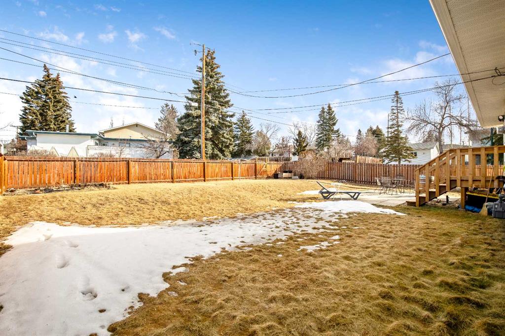 Additional image 6 of 5711 Dalmead Crescent NW, Calgary, AB, T3A 1E7
