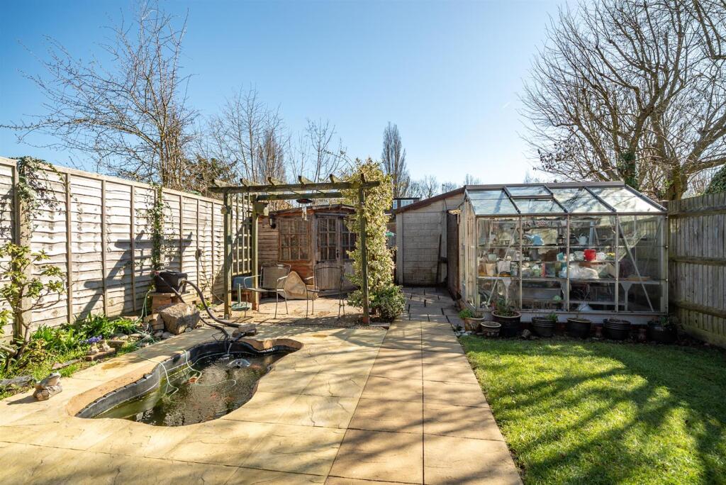 Additional image 23 of Howard Close, St. Albans