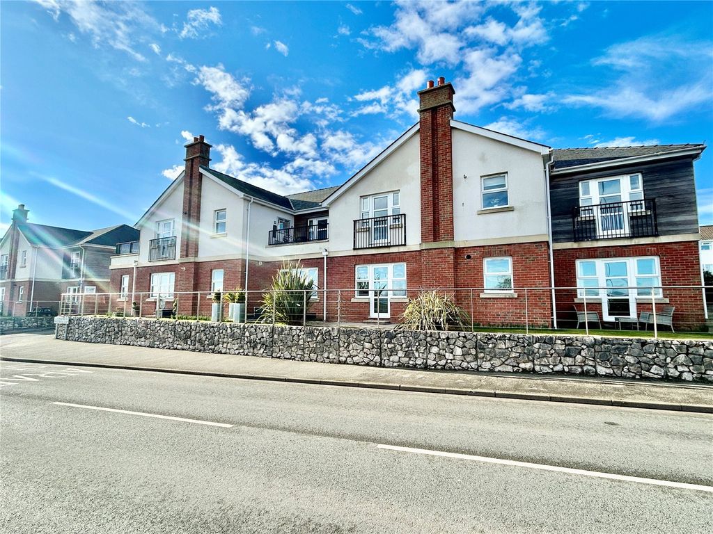 2 bed flat for saleAmlwch Road, Benllech, Tyn-Y-Gongl, Isle Of Anglesey LL74
