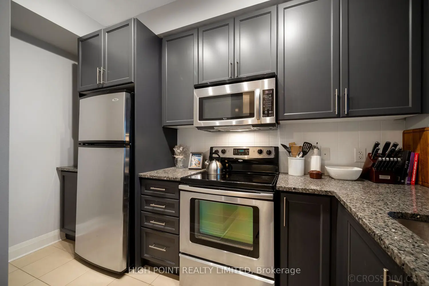 Additional image 6 of 1 Hurontario Street 610