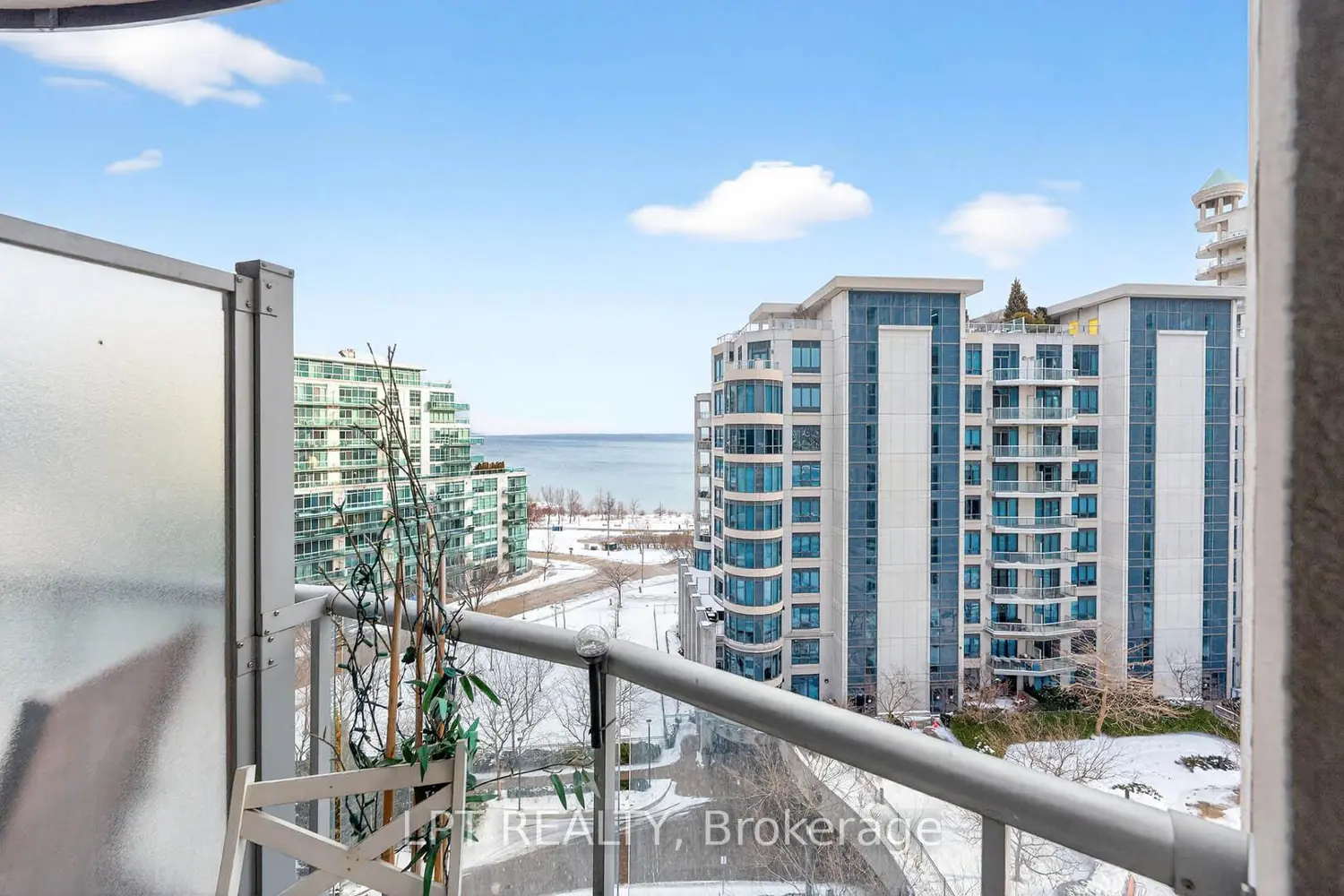 Additional image 2 of 2083 Lake Shore Boulevard 812