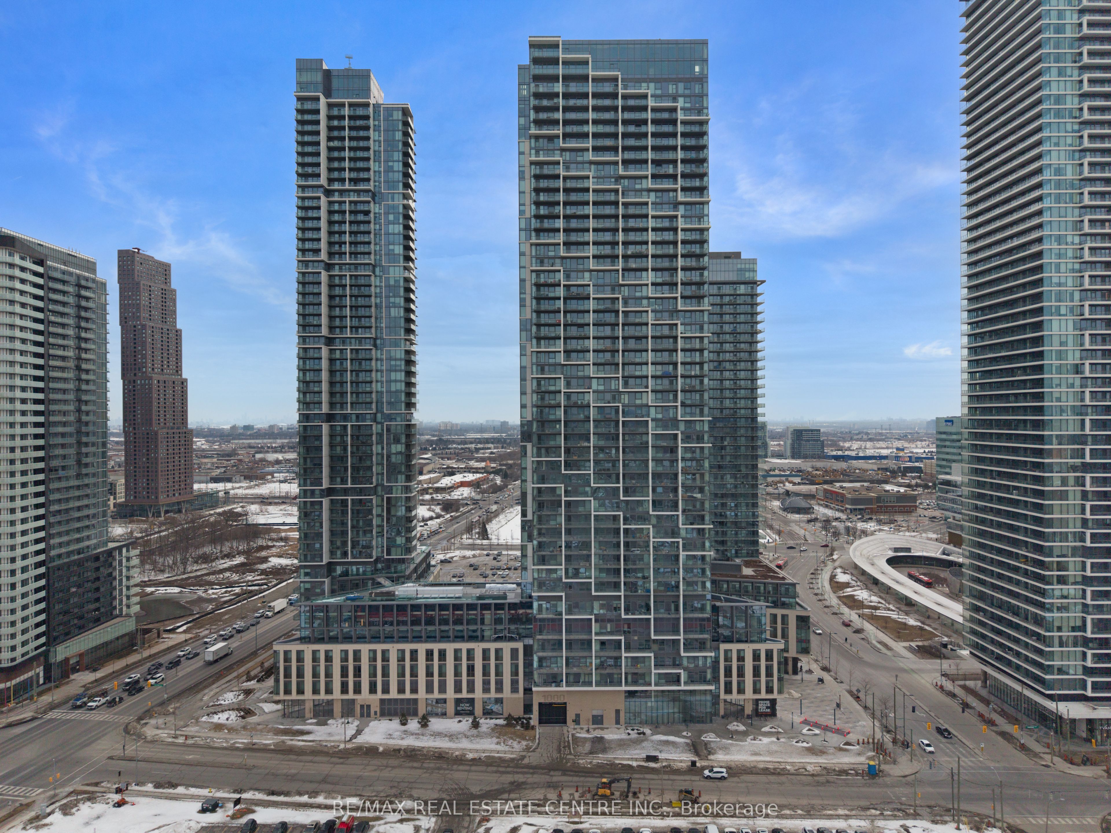310-1000 Portage Parkway, Vaughan, ON, L4K 0L1