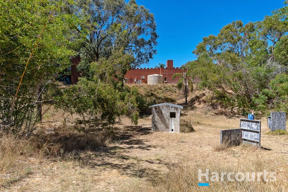 Additional image 32 of 414 Karoborup Road, Carabooda WA 6033