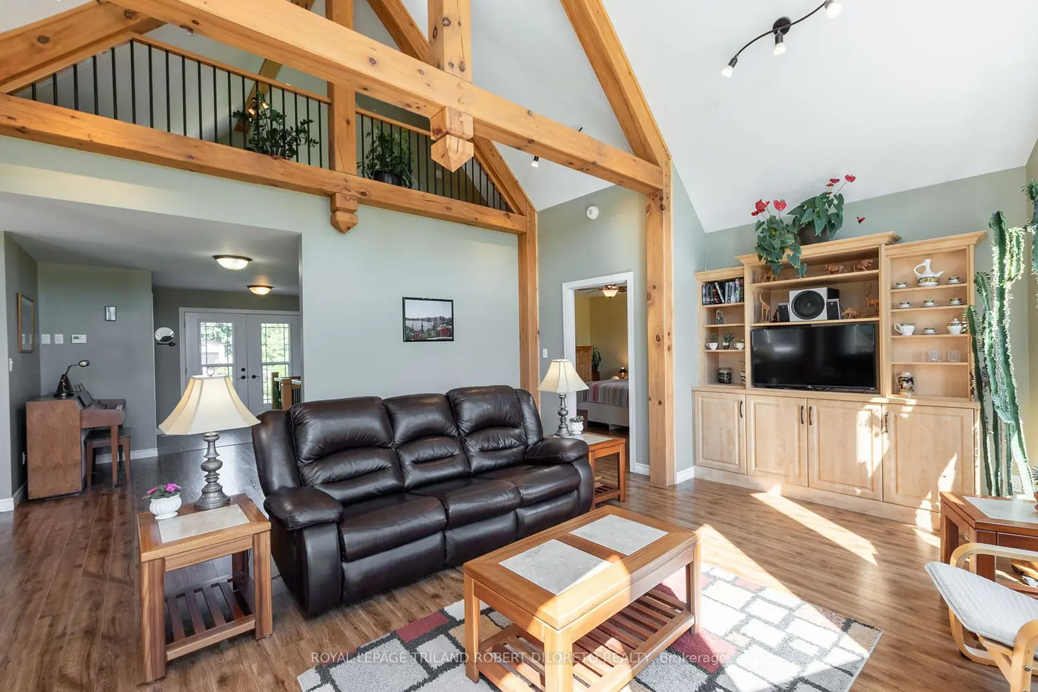 Additional image 3 of 22910 Highbury Avenue