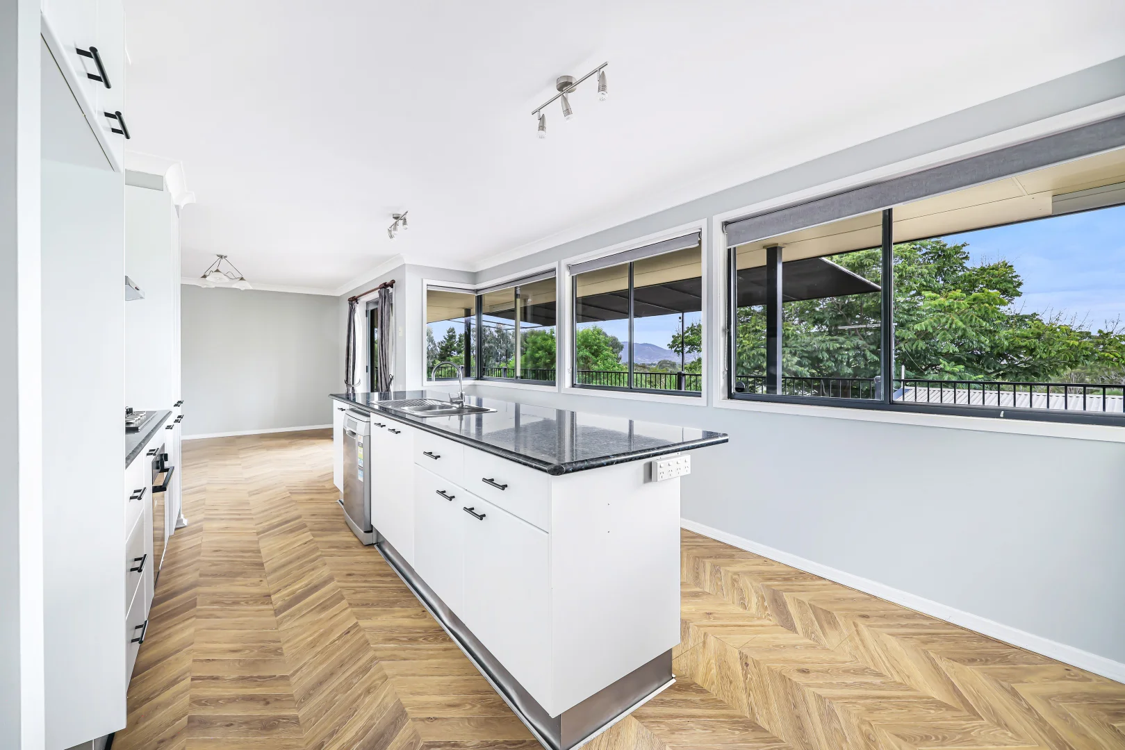 Additional image 6 of 5 Lawrence Avenue, Tamworth NSW 2340